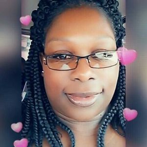 Meet your Posher, Denetra